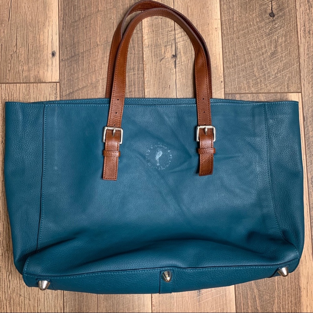 Pittards Soho Carryall Leather Tote Bag in Celeste